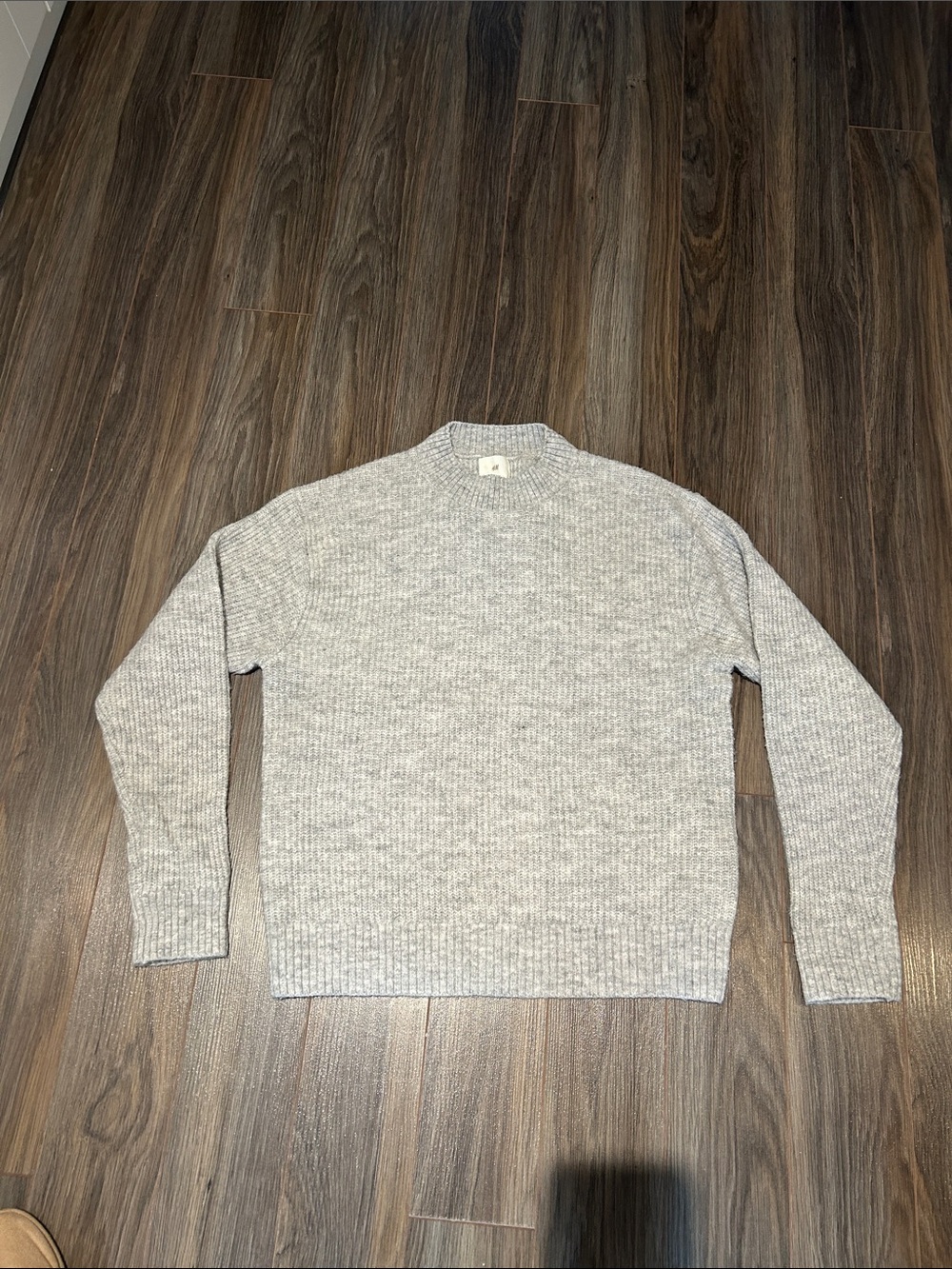 Women’s Grey Crewneck Ribbed Sweater